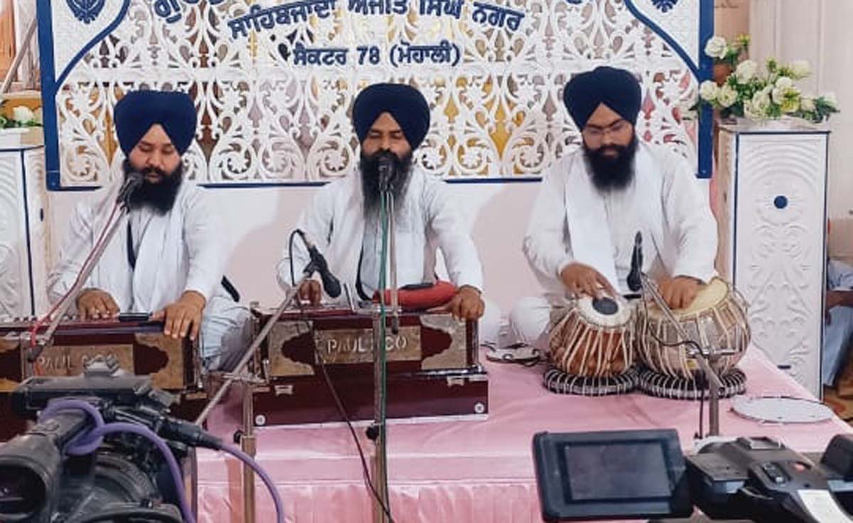 A special Kirtan Durbar was organized on the anniversary of Jathedar Baba Harbans Singh Ji